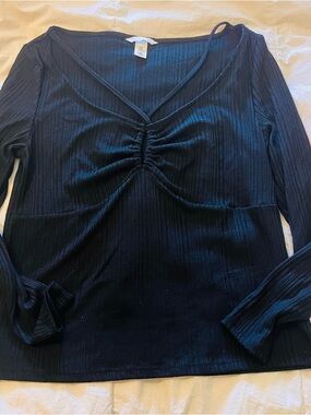 H&M Black Long-Sleeve Ruched V-Neck Top